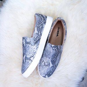 SODA Snakeskin Casual Tennis Shoes